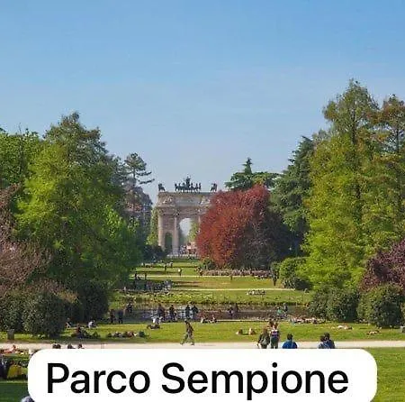 Fiori 3 Daire Milano