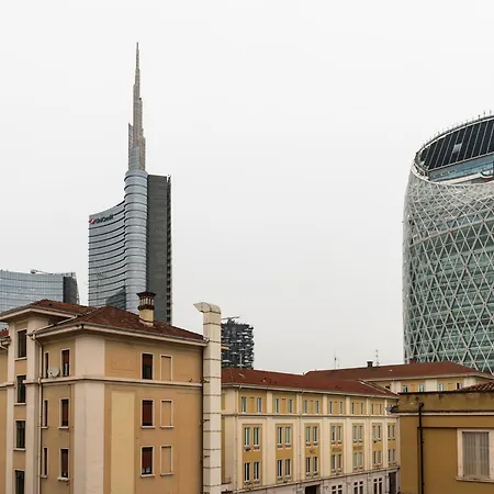 Youhosty - Gioia Tower View Mediolan