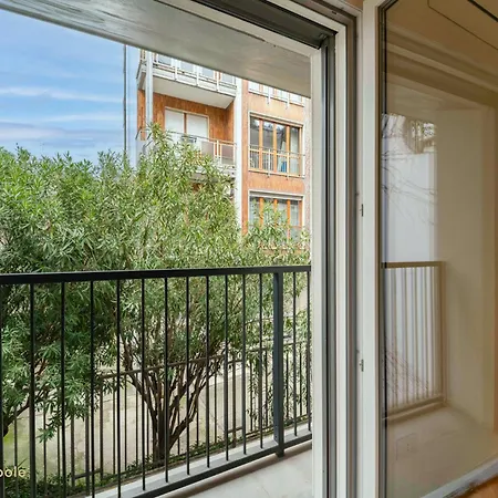 Nivola House, Bilocale Su Tre Livelli E Terrazzo *