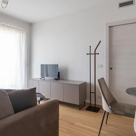 Italianway Comfort - Pasolini 70 C - Feel Uptown Apartamento *