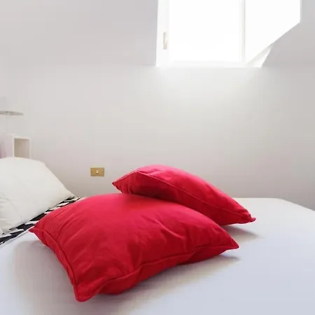 Walking To The Duomo From A Luxury Penthouse *