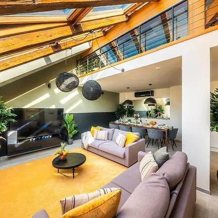 Near Duomo 4bedrooms *