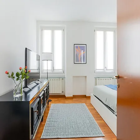 The Rent - Cozy One-bedroom In Wagner Area Milão