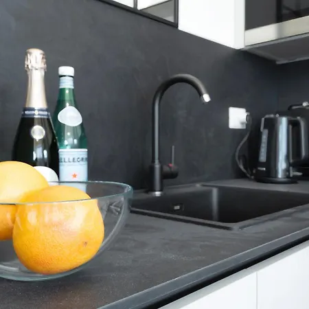 Casa In Palazzo Liberty - E Ben Collegato Milano