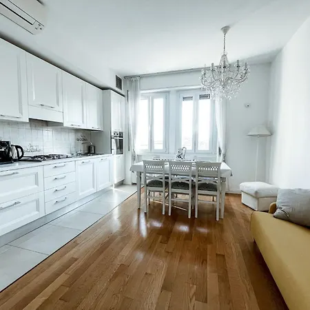 White Pearl - Citycenter - Large & Elegant Flat Milán