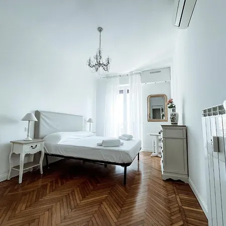 White Pearl - Citycenter - Large & Elegant Flat Apartamento