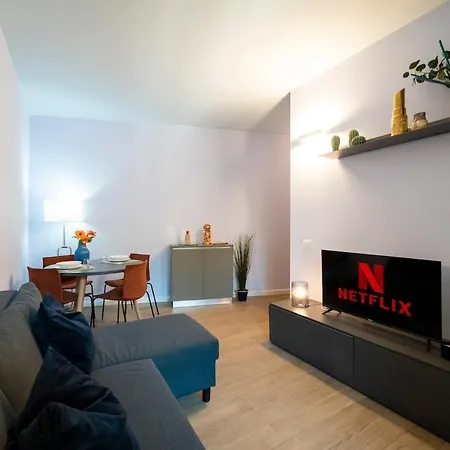 Duomo Design - Bilocale-wifi-aircon Milan