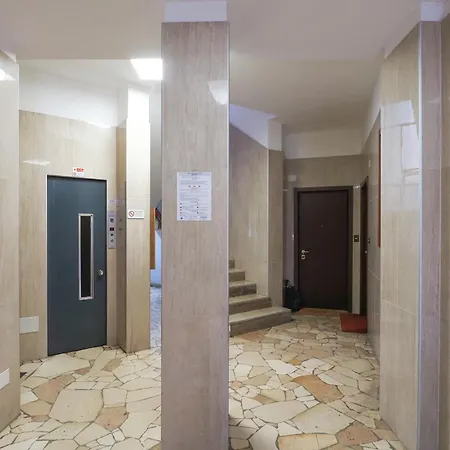 Mila Lux Lodi * Milan