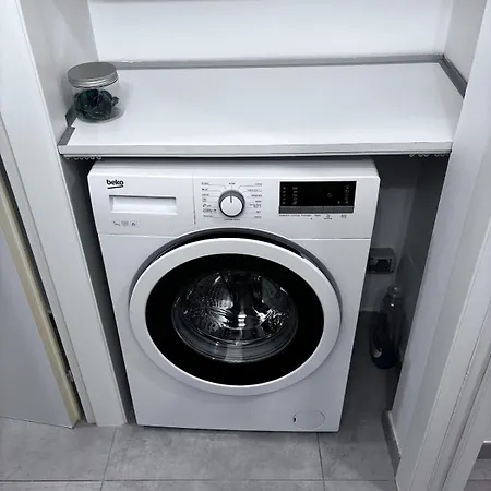 Apartament Zuara Flexyrent Mediolan