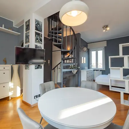 Appartement De Angeli San Siro Penthouse With Terraces