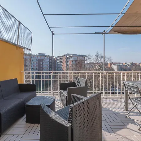 De Angeli San Siro Penthouse With Terraces Milaan