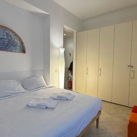 Lunigiana Stazione * Milaan