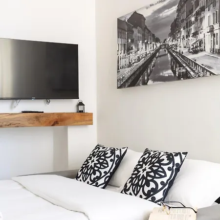 아파트 Casa Maciachini-green Suite-m3 10 Minutes To Duomo *