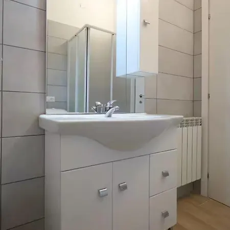 Flat Number 14 Апартаменты *