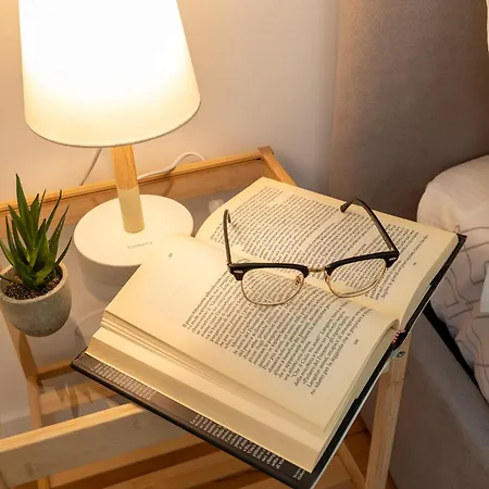 Casa 500 Family & Friends - M3 10 Minutes To Duomo شقة *