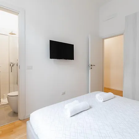 شقة Casa 500 Family & Friends - M3 10 Minutes To Duomo ميلان