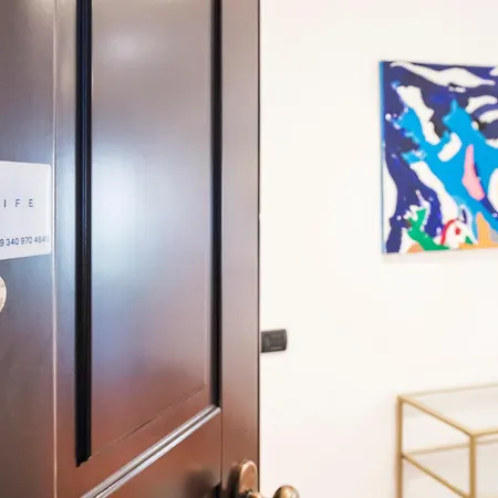 Easylife - - Crist0foris 5 - Porta Garibaldi *