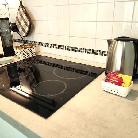 Matthias - - Modern And Cozy Flat, Close To The Metro - 10min From Station Milão