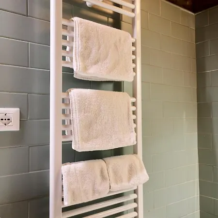 Flower Moon - Emme Loft * Milánó