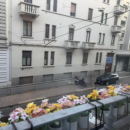 Apartman La Regina Delle Locazioni Ai Navigli 2