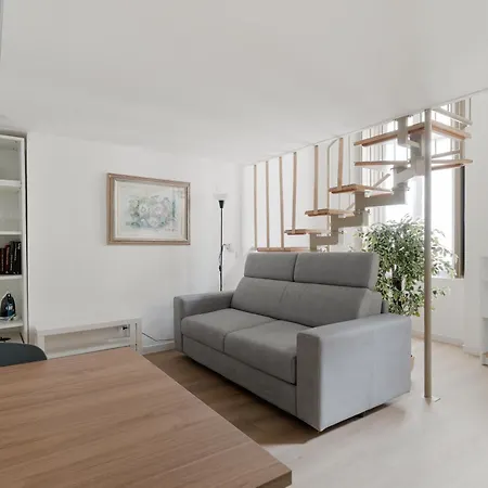 Solari - California - Loft Con Soppalco * Milán