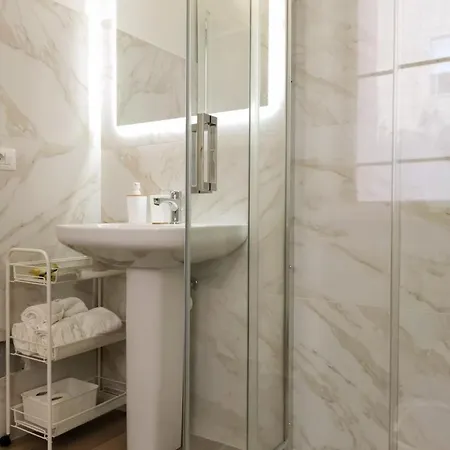 Cute A Due Passi Dalla Metro