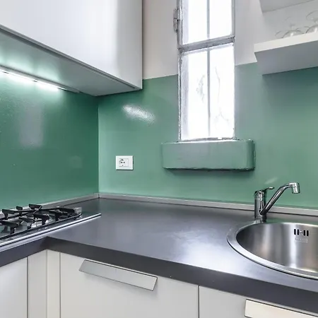 Lägenhet Milaninflat