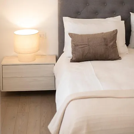 Maison B Apartment *