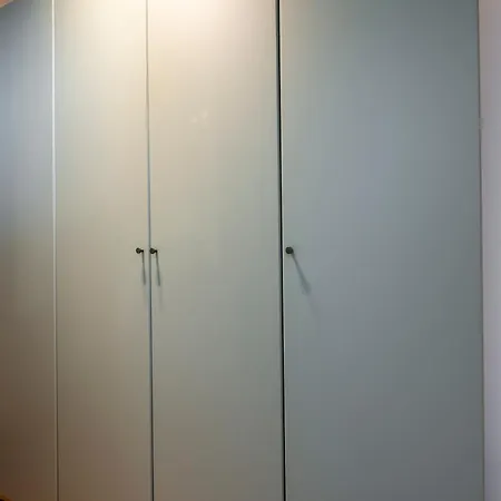 Bazzi, 49 - Bocconi Appartement *