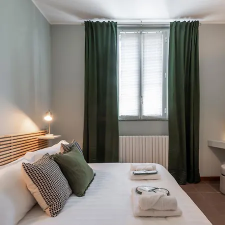 Bazzi, 49 - Bocconi Milán