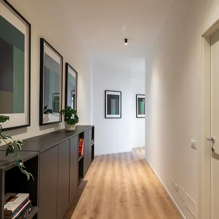 Bazzi, 49 - Bocconi Appartement *