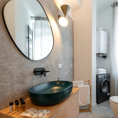 Bazzi, 49 - Bocconi * Milán