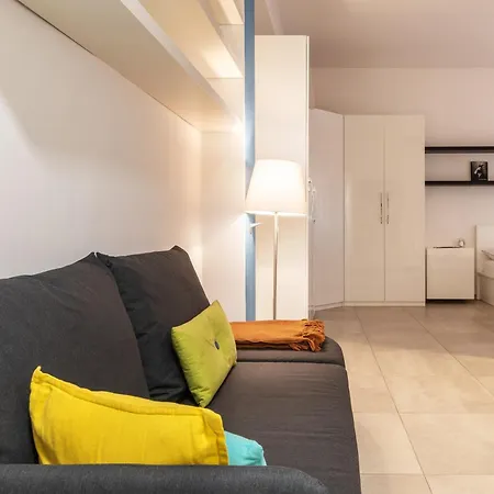 Zuara Flexyrent Apartament Mediolan