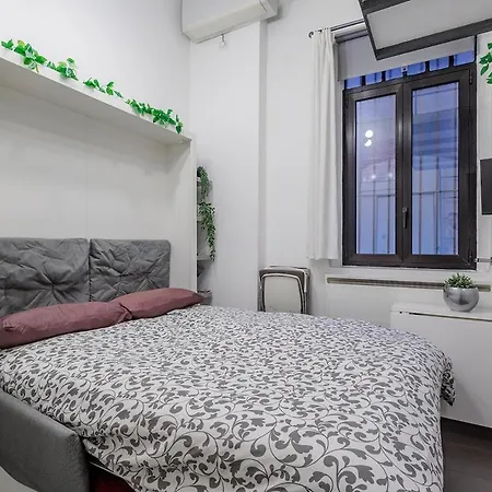 Piccolo Loft Nella Grande Milan