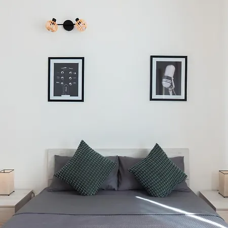 'music Home' 15mincentral Station - Linateairport - Metro 米兰