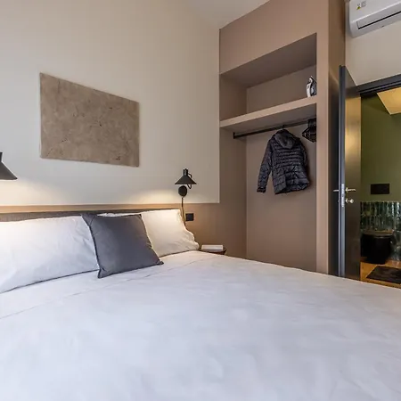 公寓 Zuretti Modern Comfort Near Station 米兰