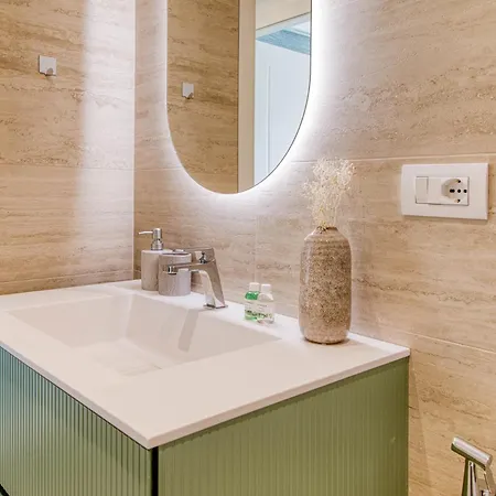 Easylife - - Settembrini 49 -