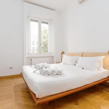 Appartamento Youhosty - Brera 17 *