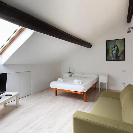 Lejlighed Navigli Attic