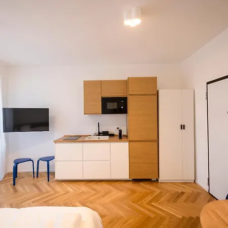 Apartment Moderno Bilocale In Zona Monumentale-cenisio