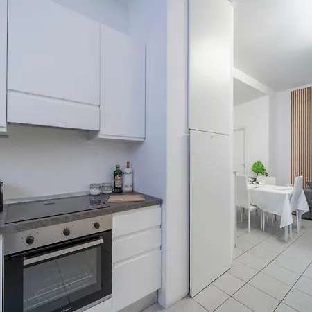 Duomo 10 Min - Spacious In The Heart Of - Wifi 公寓 米兰