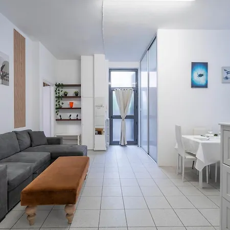 公寓 Duomo 10 Min - Spacious In The Heart Of - Wifi 米兰