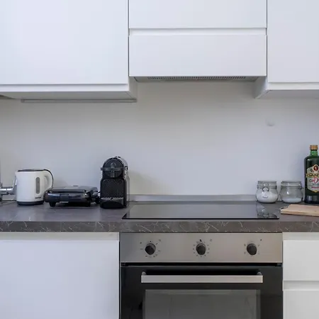 Duomo 10 Min - Spacious In The Heart Of - Wifi 公寓