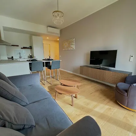 - - Life - Apartment