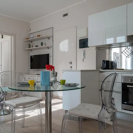 Repubblica Premium Apartman *