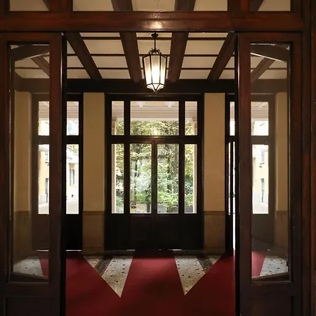 La Petite Gae Aulenti