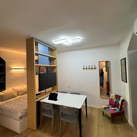 Apartman Loft Bosco Verticale - Isola *