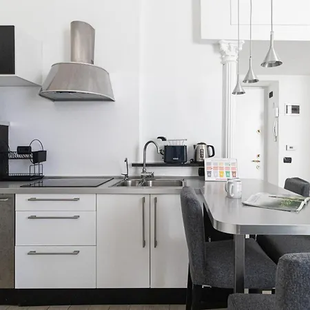 Apartment Italianway Easy - Porta Ticinese 83 *