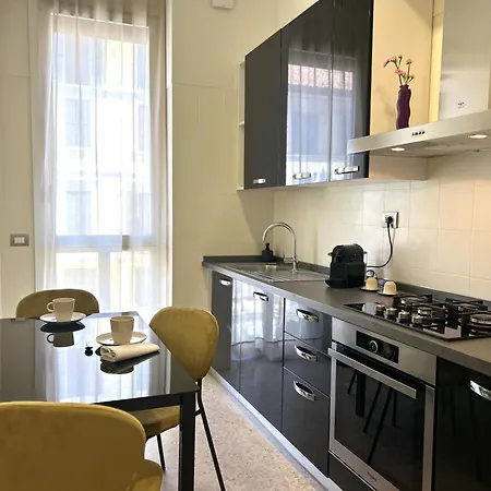 Fifty Eight Missori Three Bedrooms Appartement *