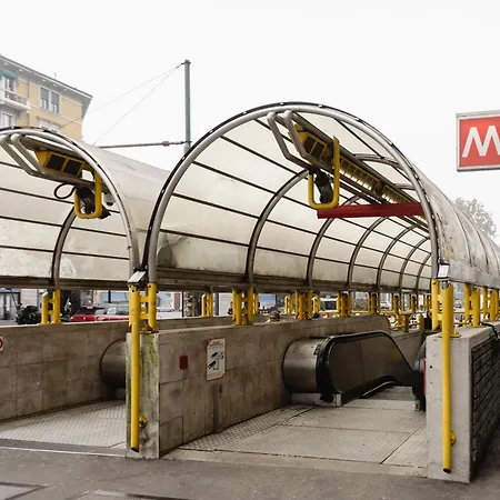 Bacio Di Velluto Vicino Metro Апартаменты Милан